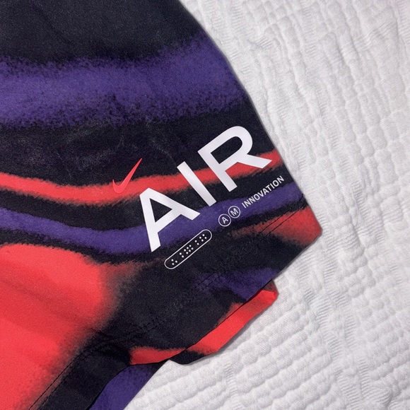 Nike Air Grey Tee & Matching Red-Purple Shorts. - Picture 2 of 5